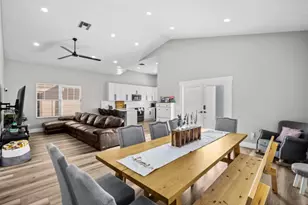 561 Nettles Blvd, Jensen Beach, FL 34957 - Photo 13