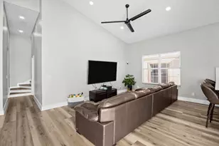 561 Nettles Blvd, Jensen Beach, FL 34957 - Photo 5