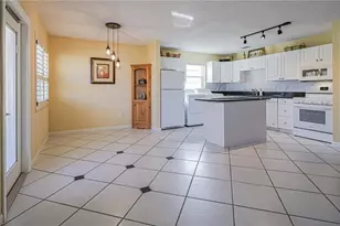 11 Vista Palm Ln, Vero Beach, FL 32962 - Photo 3