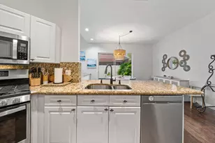 33 Monterey Pointe Dr, Palm Beach Gardens, FL 33418 - Photo 13