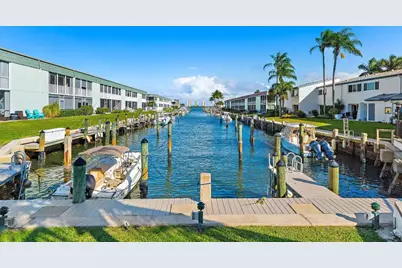 118 Castlewood Drive #123, North Palm Beach, FL 33408 - Photo 3