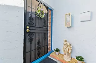 118 Castlewood Dr, North Palm Beach, FL 33408 - Photo 5