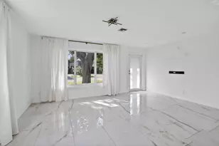 1323 Lincoln St, Hollywood, FL 33019 - Photo 5