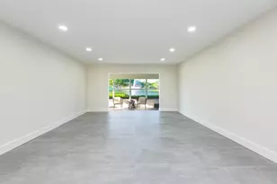 604 Laconia Cir, Lake Worth, FL 33467 - Photo 9