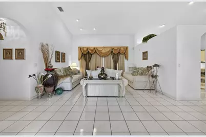 1940 S Club Drive, Wellington, FL 33414 - Photo 9