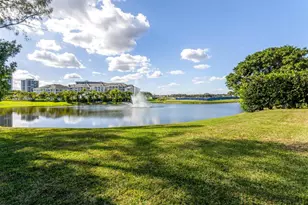 2719 Embassy Dr, West Palm Beach, FL 33401 - Photo 31