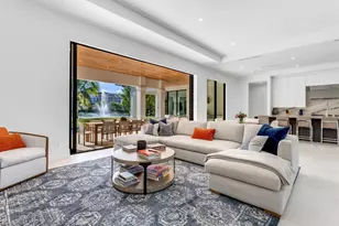 2719 Embassy Dr, West Palm Beach, FL 33401 - Photo 9