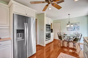 6010 Petaluma Dr, Boca Raton, FL 33433 - Photo 7