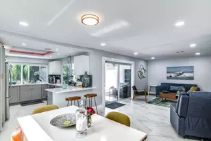 8 Wellesley Dr, Lake Worth Beach, FL 33460 - Photo 7