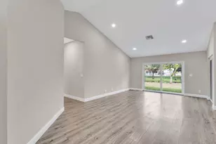 10185 Grove Ln, Cooper City, FL 33328 - Photo 5