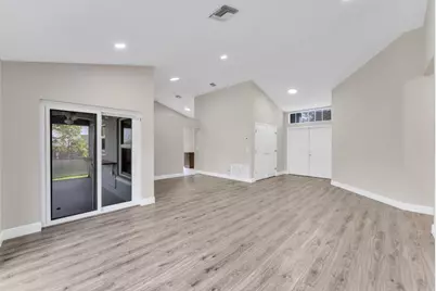 10185 Grove Lane, Cooper City, FL 33328 - Photo 7