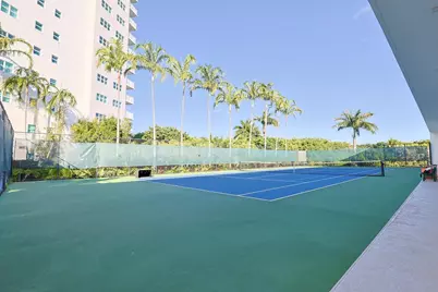 15051 Royal Oaks Lane #401, North Miami, FL 33181 - Photo 19