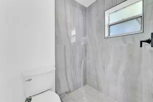 10213 SW 51st Street St, Cooper City, FL 33328 - Photo 15