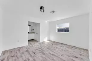 10213 SW 51st Street St, Cooper City, FL 33328 - Photo 13