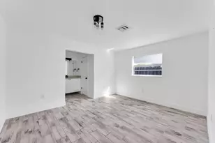 10213 SW 51st Street St, Cooper City, FL 33328 - Photo 13