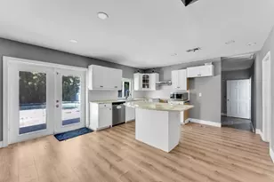 5313 SW 103rd Ave Ave, Cooper City, FL 33328 - Photo 9