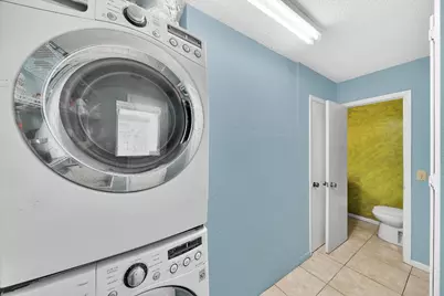 213 SE Eyerly Avenue, Port Saint Lucie, FL 34983 - Photo 31