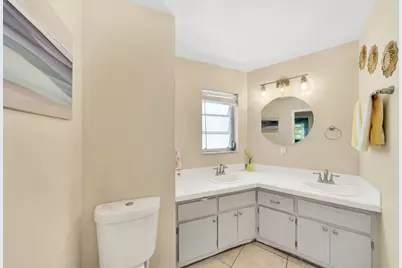 213 SE Eyerly Avenue, Port Saint Lucie, FL 34983 - Photo 17