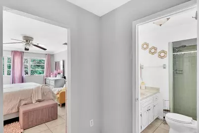 213 SE Eyerly Avenue, Port Saint Lucie, FL 34983 - Photo 15