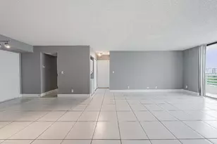 3300 NE 192 St, Aventura, FL 33180 - Photo 3