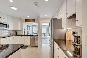 201 Venetian Dr, Delray Beach, FL 33483 - Photo 15