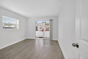 212 Monaco Way E, Delray Beach, FL 33446 - Photo 25