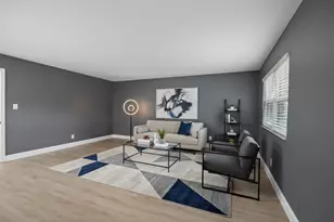 212 Monaco Way E, Delray Beach, FL 33446 - Photo 9