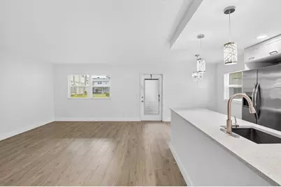 212 Monaco Way E, Delray Beach, FL 33446 - Photo 7