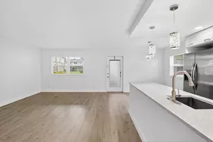 212 Monaco Way E, Delray Beach, FL 33446 - Photo 7