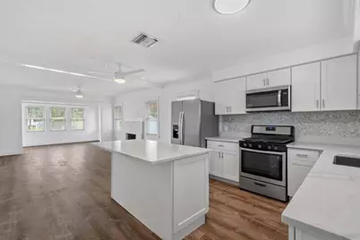 415 Greenbriar Drive #1, Lake Park, FL 33403 - Photo 9