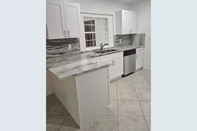 12191 Broadleaf Court, Wellington, FL 33414 - Photo 3