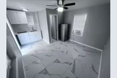 2843 Forest Hill Boulevard #2, Palm Springs, FL 33406 - Photo 9