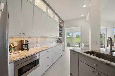 10256 Andover Coach Circle #G2, Lake Worth, FL 33449 - Photo 11