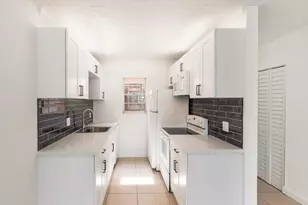 600 SW 2nd Ave, Boca Raton, FL 33432 - Photo 3