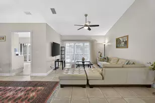 152 Eagleton Ct, Palm Beach Gardens, FL 33418 - Photo 11