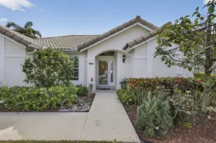 152 Eagleton Ct, Palm Beach Gardens, FL 33418 - Photo 5