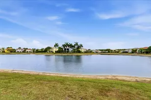 9572 Phipps Ln, Wellington, FL 33414 - Photo 29