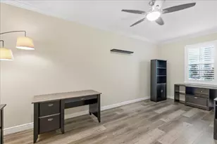 9572 Phipps Ln, Wellington, FL 33414 - Photo 13