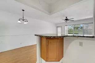 120 Windsor F, West Palm Beach, FL 33417 - Photo 9