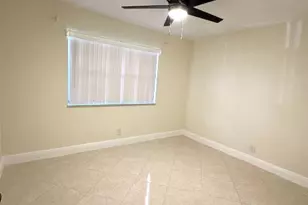 9440 SW 8th St, Boca Raton, FL 33428 - Photo 9