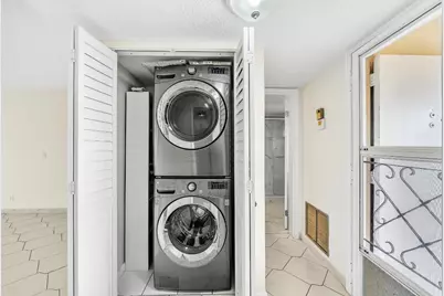 3524 Via Poinciana #604, Lake Worth, FL 33467 - Photo 45