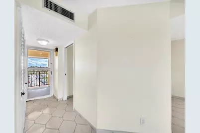 3524 Via Poinciana #604, Lake Worth, FL 33467 - Photo 43