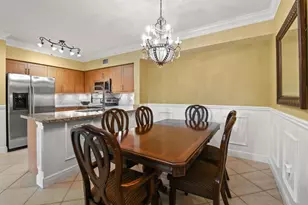 6450 Emerald Dunes Dr, West Palm Beach, FL 33411 - Photo 7