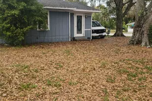 611 S 21st St, Fort Pierce, FL 34950 - Photo 3