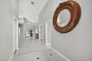 1052 W Shore Dr, West Palm Beach, FL 33406 - Photo 7