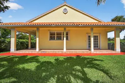 1052 W Shore Drive, West Palm Beach, FL 33406 - Photo 55