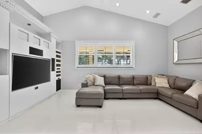 1052 W Shore Drive, West Palm Beach, FL 33406 - Photo 41