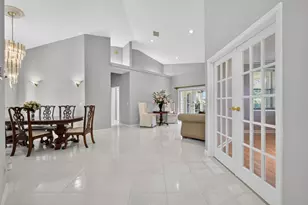 1052 W Shore Dr, West Palm Beach, FL 33406 - Photo 11