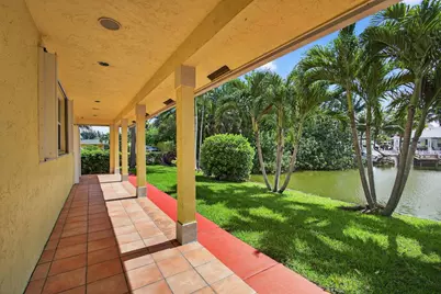 1052 W Shore Drive, West Palm Beach, FL 33406 - Photo 59