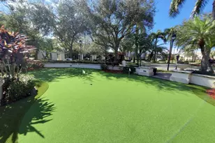 2204 Myrtlewood Cir E, Palm Beach Gardens, FL 33418 - Photo 23